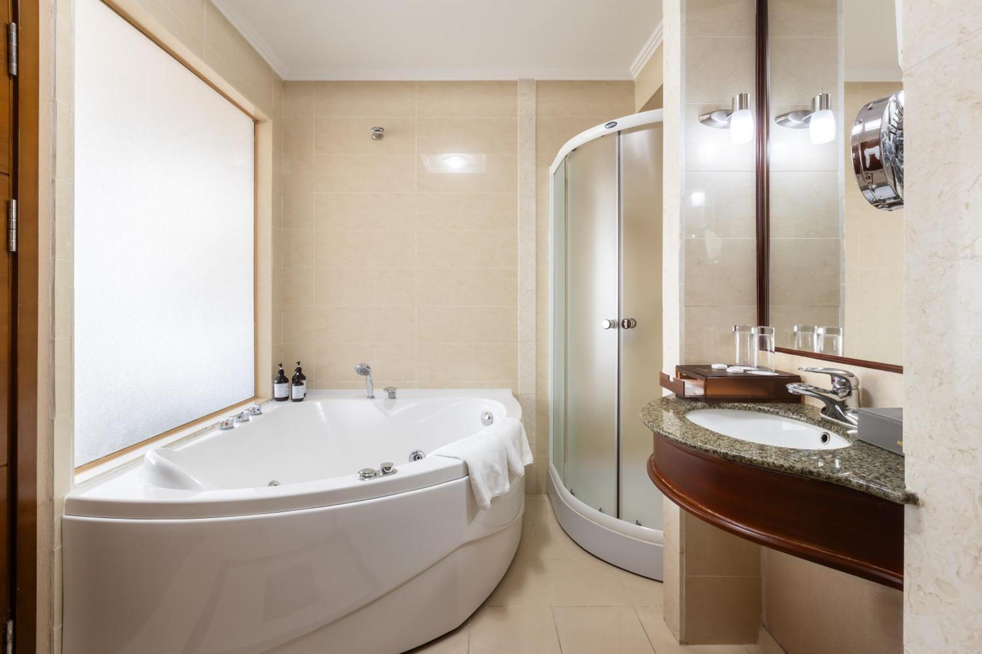 Regardal Hotel อัลมาตี ภายนอก รูปภาพ