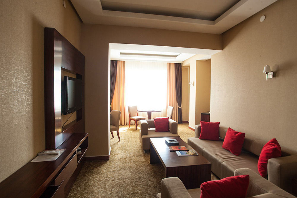 Regardal Hotel อัลมาตี ภายนอก รูปภาพ
