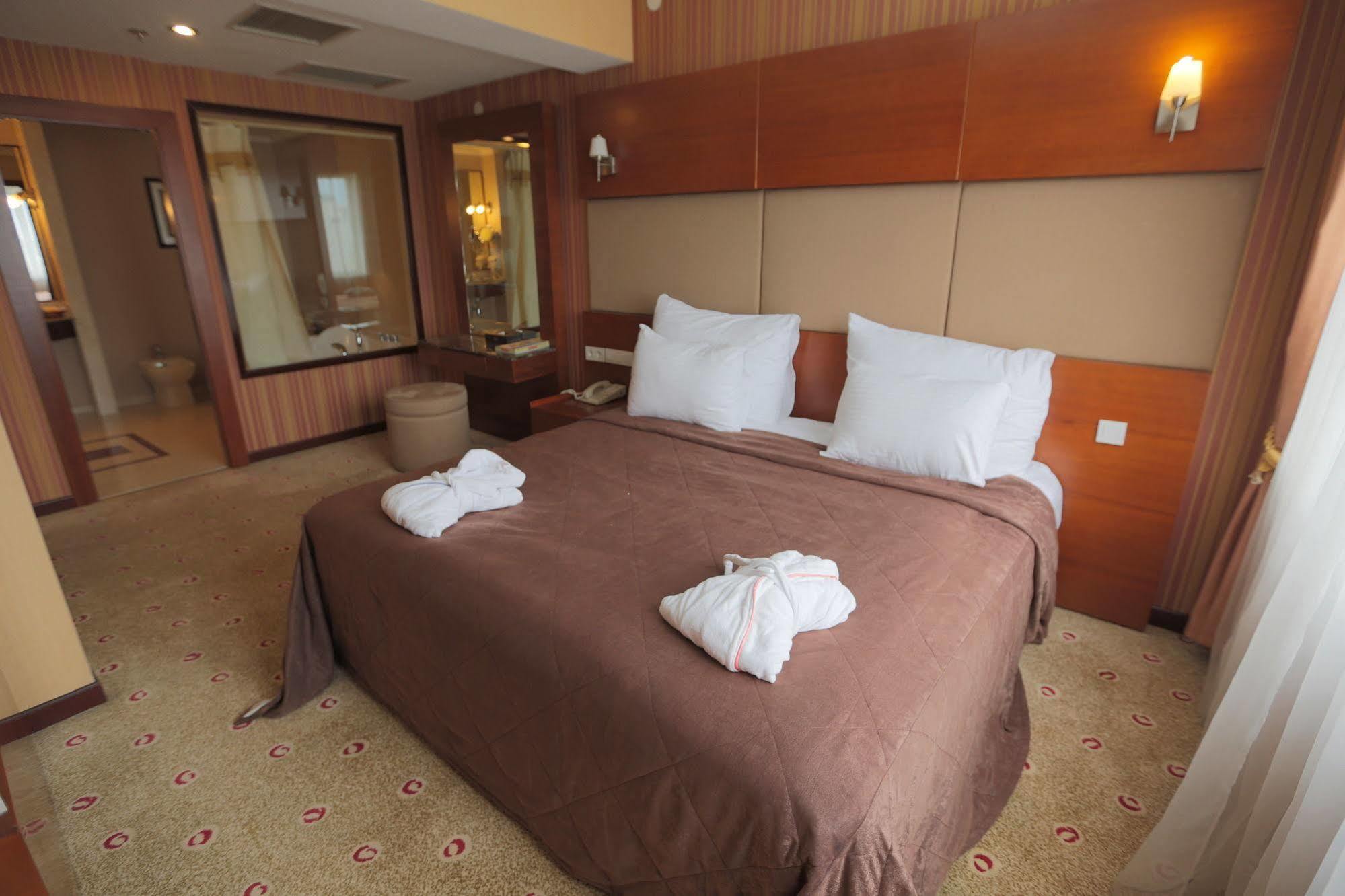 Regardal Hotel อัลมาตี ภายนอก รูปภาพ